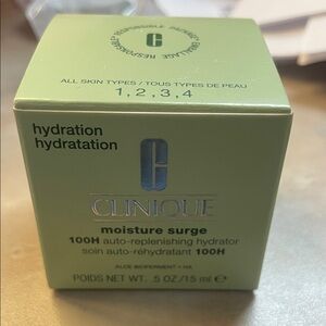 Clinique Moisture Surge Hydrator - Light Green